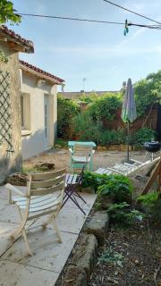 Maisonnette en Provence climatisée, wifi, parking - Arles - 6