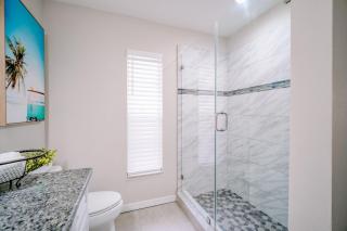 Charm Retreat Modern Haven in Great Location - Lutz - 4