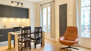 107 - Tour Eiffel Appartement luxe 15ème - Parijs - 8