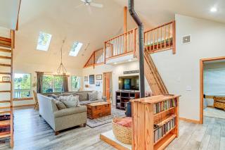 Port Orchard Lakefront Cabin with Fire Pit and Grill! - Allyn - 7