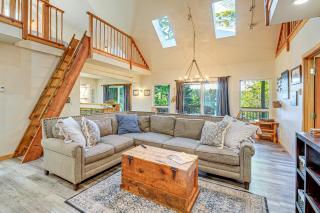 Port Orchard Lakefront Cabin with Fire Pit and Grill! - 6