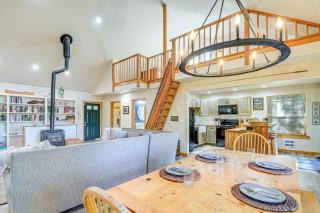 Port Orchard Lakefront Cabin with Fire Pit and Grill! - 5