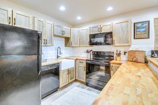 Port Orchard Lakefront Cabin with Fire Pit and Grill! - Allyn - 3