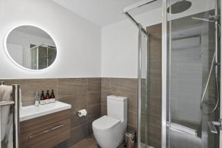 Alpine Escape Apartment - Albert Town - 5
