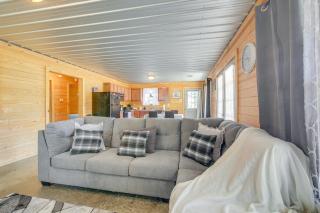 5 Mi to Sardis Lake Pet-Friendly Cabin Rental - Batesville - 5