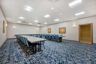 Best Western Plus Mid Nebraska Inn & Suites - 3