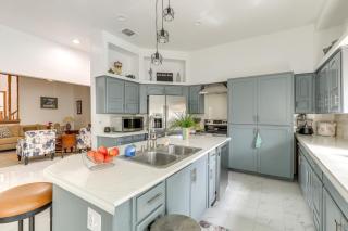 11 Mi to Dtwn Luxe Home with Pool in Fort Worth - Fort Worth - 1