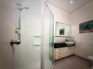 Central apt - Auckland - 5