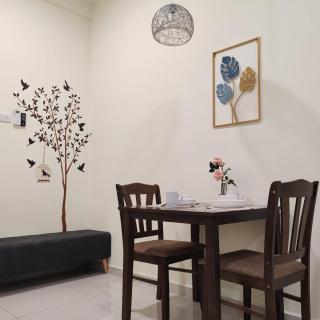 Mahkota Valley Suite Pool View with 2 bedroom and Netflix - Kuantan - 9