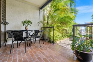 Sealanes at Kings Beach - 4mins to the beach - Caloundra - 5