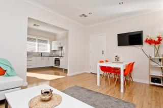 Breakaway on Byron - Spacious unit - Glenelg - 5