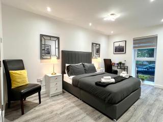 Private Bedroom - Modern Flat - West End Glasgow - Glasgow - 2