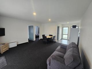 Greenwood Park Motel - 8