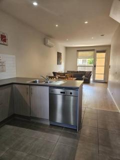 Central Shepparton Apartment 13 - Shepparton - 2