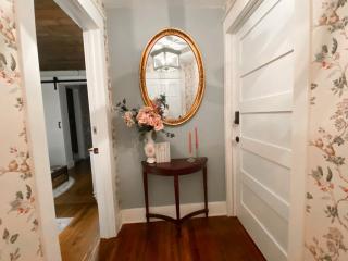 1BR 1BA in Historic Park Ave Home - 3
