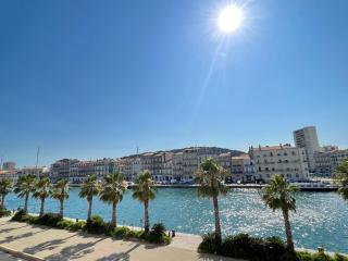 Spacieux 3 pièces avec garage, climatisation, terrasse, proche centre à Sète - FR-1-338-584 - Sète - 0