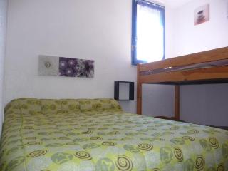 Appartement T2 avec Terrasse, à 200m de la Plage, Parking Inclus - Idéal Famille - FR-1-782-70 - 5