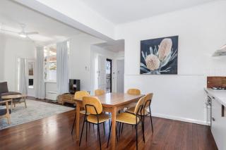 Fairbairn Beach House - 9