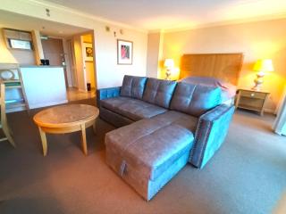 Ilikai Apt 302 - Spacious Studio with Stunning Ocean & Harbor Views - Honolulu - 9