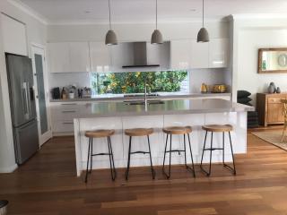 Free night on us this winter at Billies Beach Shack - Narrawallee - 9