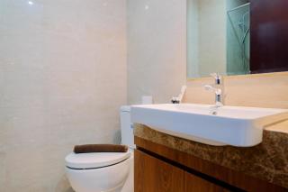 Comfort and Modern Look Studio Menteng Park Apartment By Travelio - Jacarta - 2