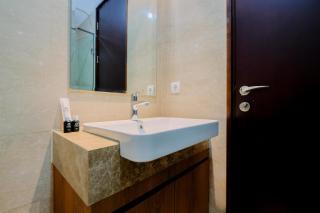Comfort and Modern Look Studio Menteng Park Apartment By Travelio - Jacarta - 1