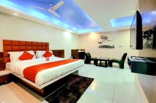 Hotel Hillton - Gandhinagar - 5