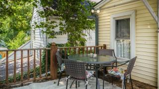Spacious Historic House Near Louisville Sites - 1