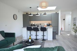 Tree Tops - Lulsgate Bottom - 1