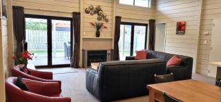 3 Grantham Drive - Hanmer Springs - 1