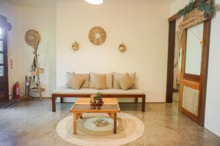 Greenhouse Siargao Roadside Boutique Apartments - General Luna - 6