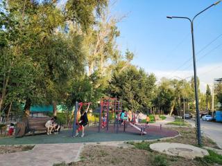 Уютная квартира В доме возле речки в центре города - 2