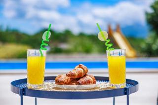 Perfect holiday in Vila Hany home - 0