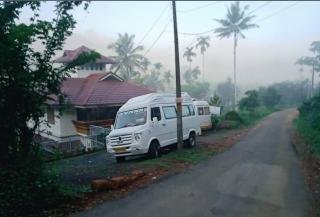 Zicilys Garden homestay with pool - Padinjarathara - 6