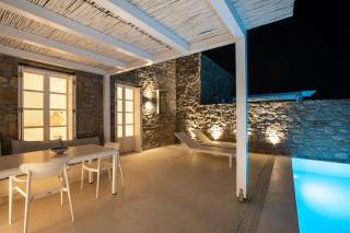 The Ammonite Resort - Super Paradise Beach - 5