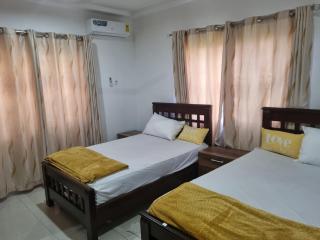D11 New Oak - Accra - 0