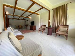 A beautiful and Spacious Rumah Manado 2 Bedrooms with Bathrooms Villa Marion Tomohon - Tomohon - 8