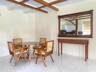 A beautiful and Spacious Rumah Manado 2 Bedrooms with Bathrooms Villa Marion Tomohon - Tomohon - 3