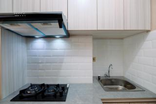 Great Deal and Homey Studio Transpark Cibubur Apartment By Travelio - 5