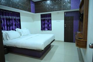 Krishna Riverside Resort - Vasad - 7