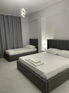 White House Dami - Sarandë - 9
