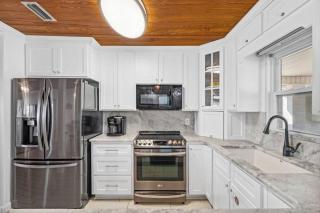 Seaside Serendipity - Wonderful Private Beachfront Home - Beautiful! - Panama City Beach - 4