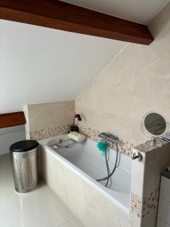 Chambre a louer a Chelles 20 minutes de Paris ou Disneyland RER E - 7