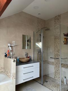 Chambre a louer a Chelles 20 minutes de Paris ou Disneyland RER E - Chelles - 3
