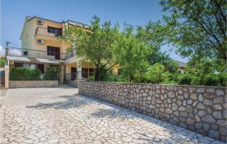 Gorgeous Apartment In Senj With Kitchen - 7