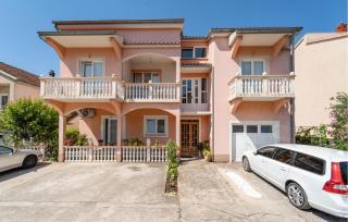 Lovely Apartment In Biograd Na Moru - Biograd na Moru - 4
