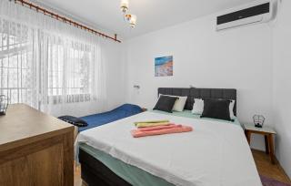 3 Bedroom Lovely Apartment In Vodice - Vodice - 5