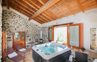 Lovely Home In Privas With Sauna - 5