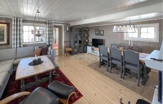 3 Bedroom Lovely Home In Sjusjøen - 4