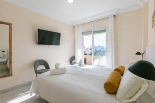 Luminous apartment Puerto Banus, 2 bedrooms and parking - Marbella - 2